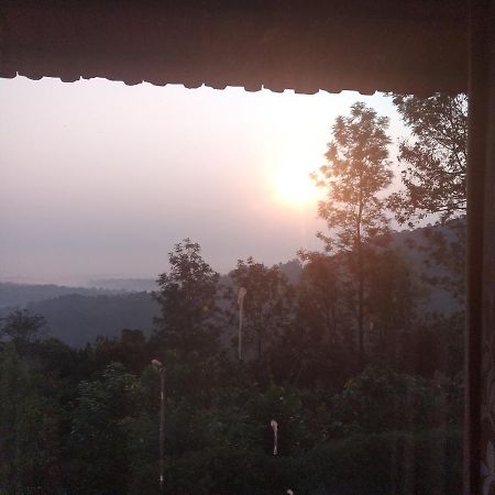 Abiyal Mountain Stay Madikeri Buitenkant foto